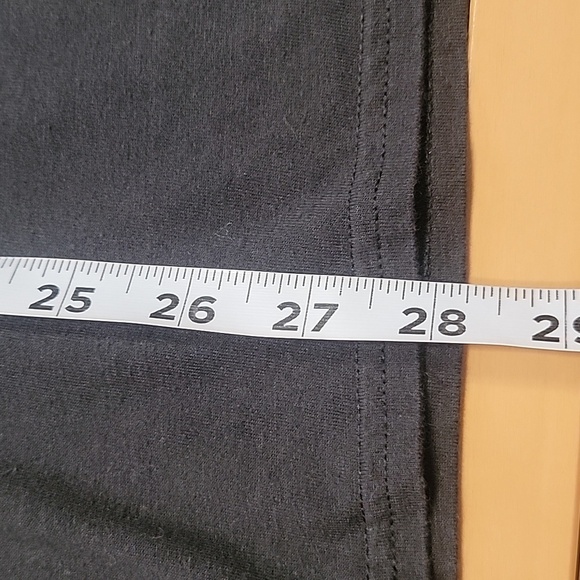 Spoiler Alert Size L Black "Hustle Hard" NYC Skyline Graphic Long Sleeve T Shirt - Picture 7 of 8